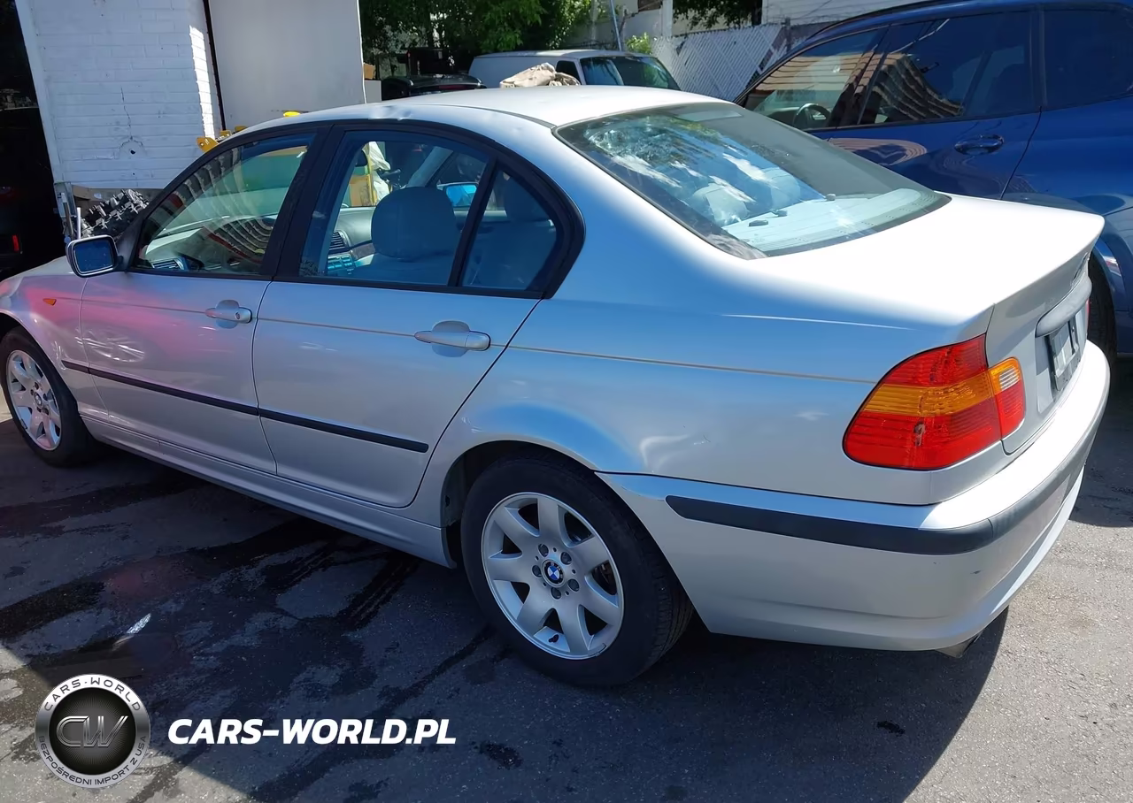 2003 BMW 325Xi VIN:WBAEU33473PM52269 - 3
