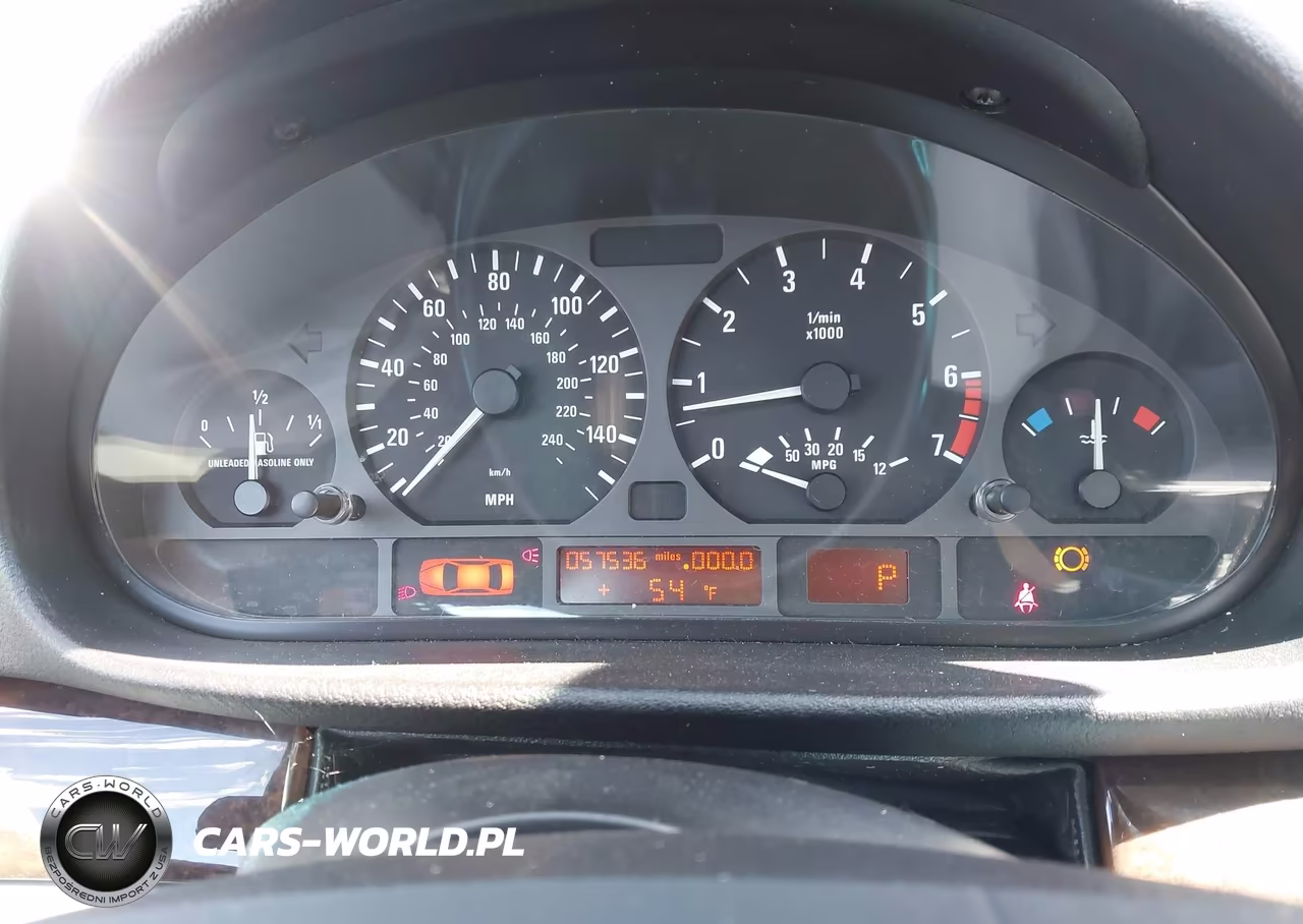 2003 BMW 325Xi VIN:WBAEU33473PM52269 - 7