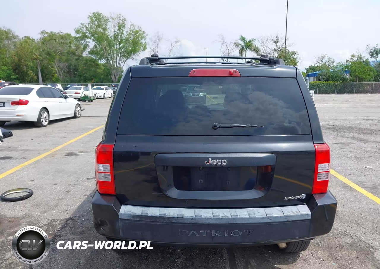 2009 Jeep Patriot Sport VIN:1J8FT28B29D187372 - 17