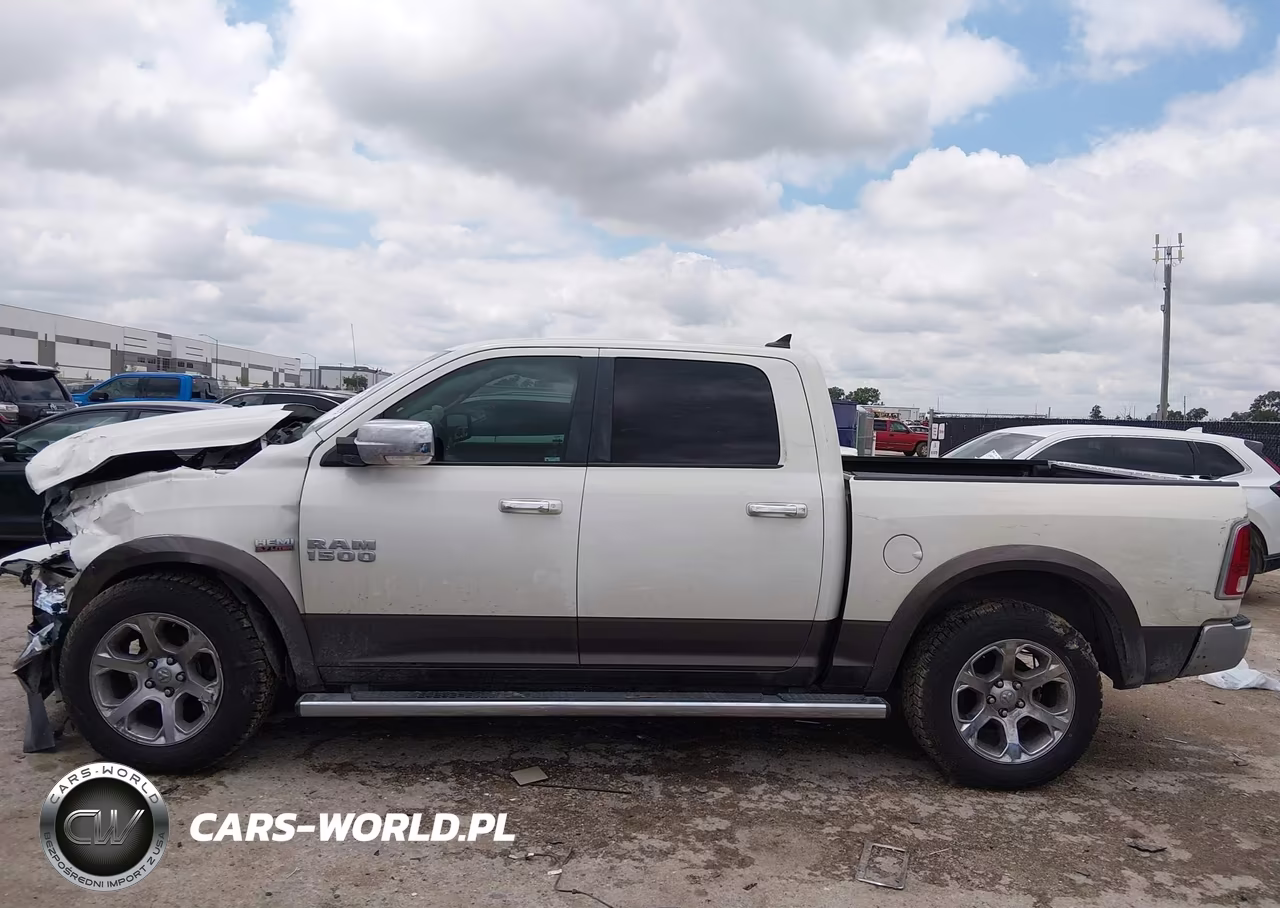 2018 Ram 1500 Laramie 4X4 5'7 Box VIN:1C6RR7NT5JS104294 - 14