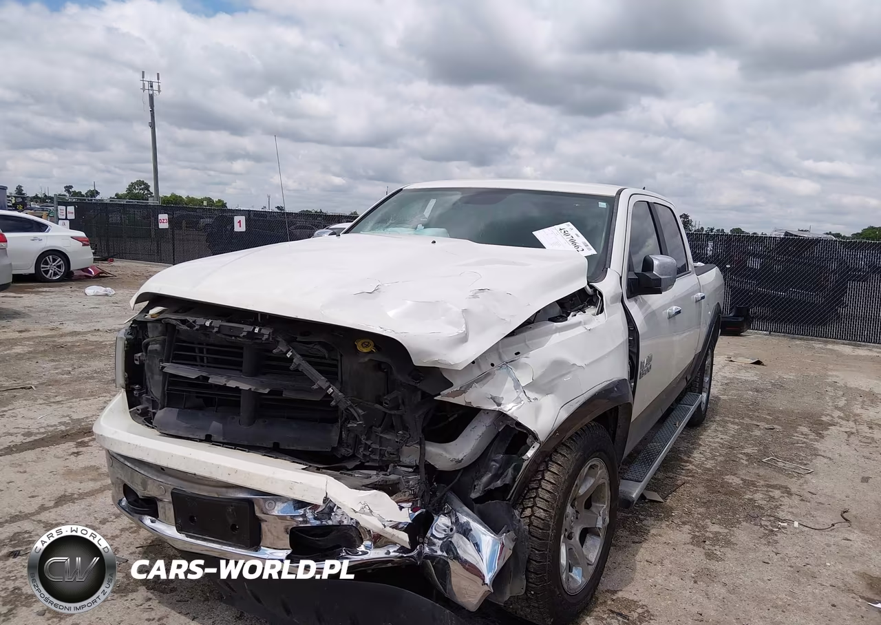 2018 Ram 1500 Laramie 4X4 5'7 Box VIN:1C6RR7NT5JS104294 - 2