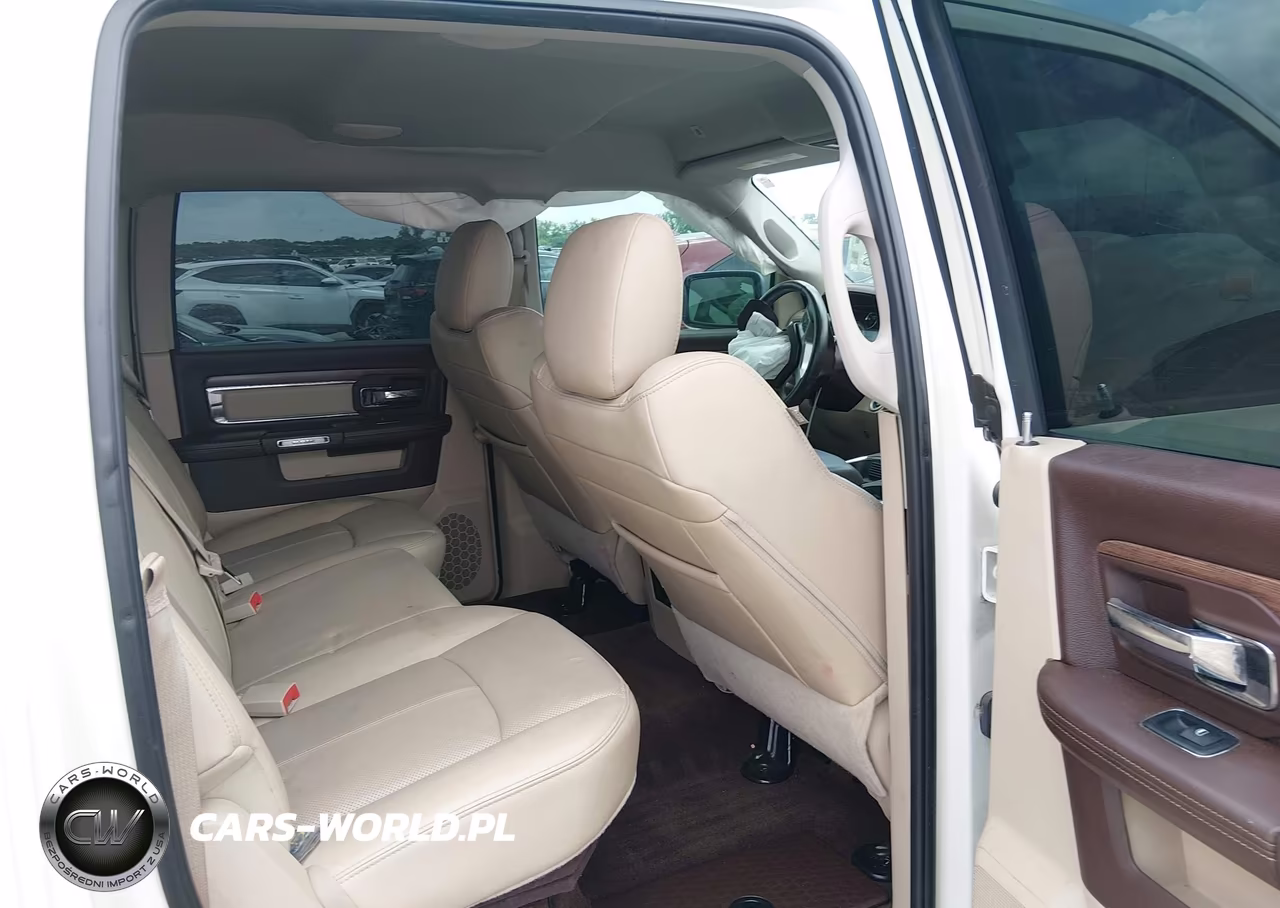 2018 Ram 1500 Laramie 4X4 5'7 Box VIN:1C6RR7NT5JS104294 - 8