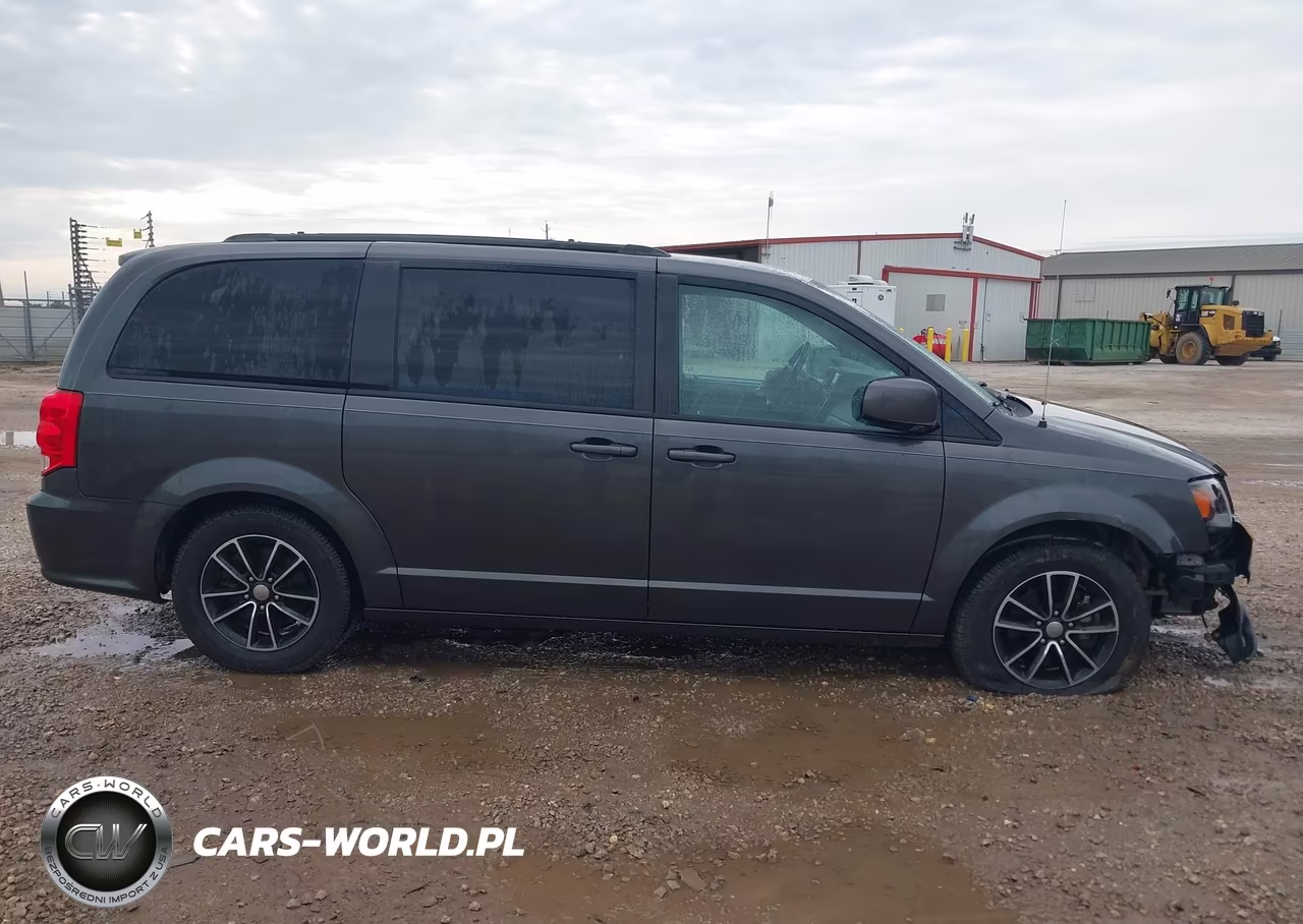 2018 Dodge Grand Caravan Gt VIN:2C4RDGEG7JR299066 - 13