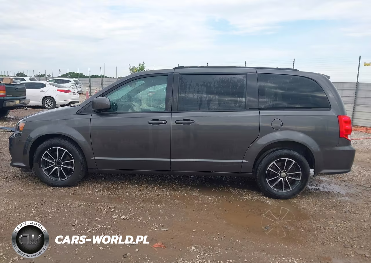 2018 Dodge Grand Caravan Gt VIN:2C4RDGEG7JR299066 - 14