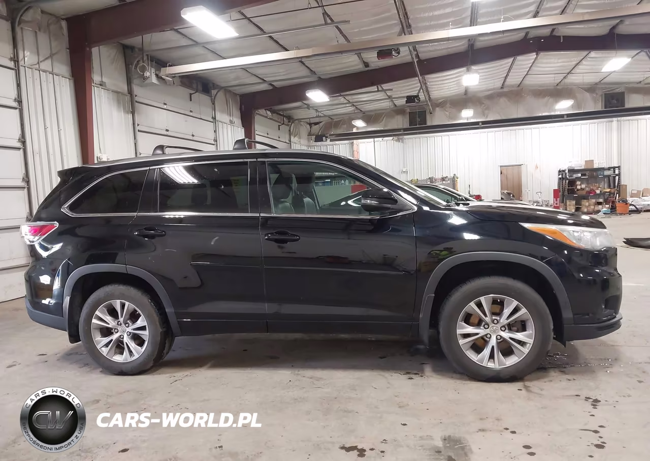 2015 Toyota Highlander Xle V6 VIN:5TDKKRFH9FS102276 - 13