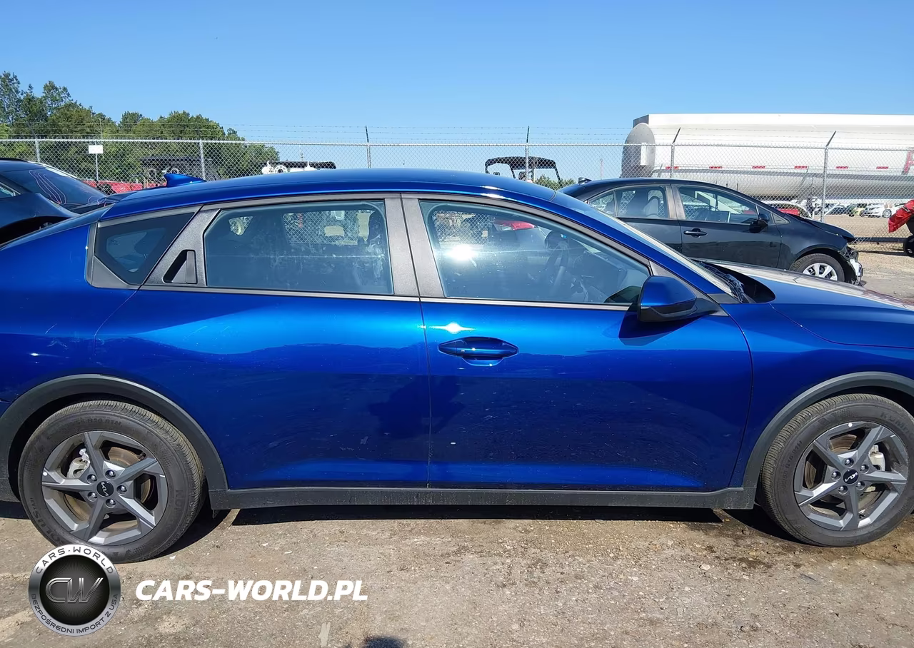 2025 Kia K4 Lxs VIN:3KPFT4DE5SE163025 - 13