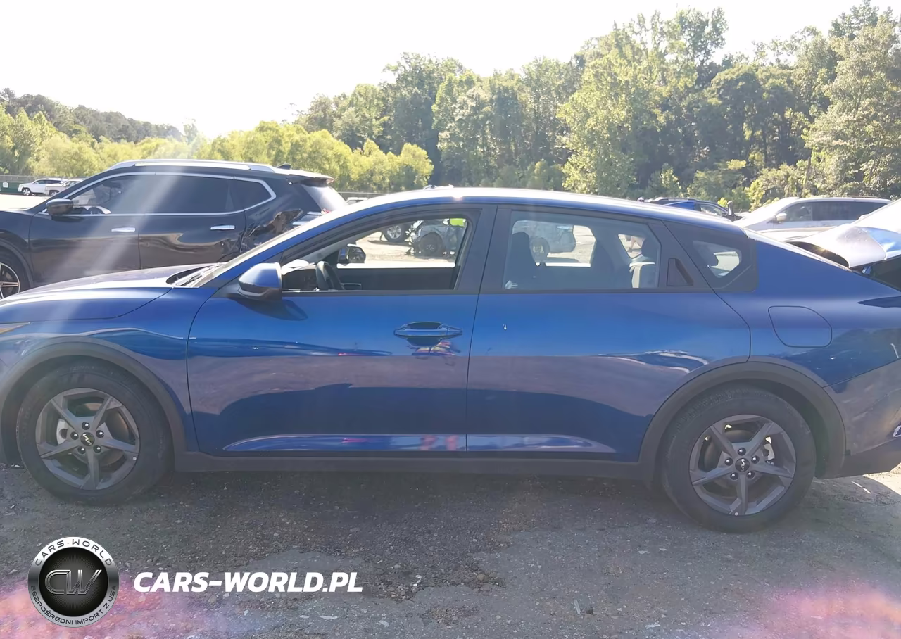 2025 Kia K4 Lxs VIN:3KPFT4DE5SE163025 - 14