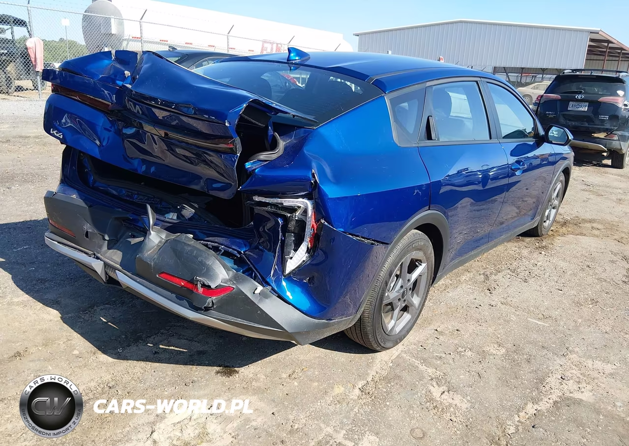2025 Kia K4 Lxs VIN:3KPFT4DE5SE163025 - 18