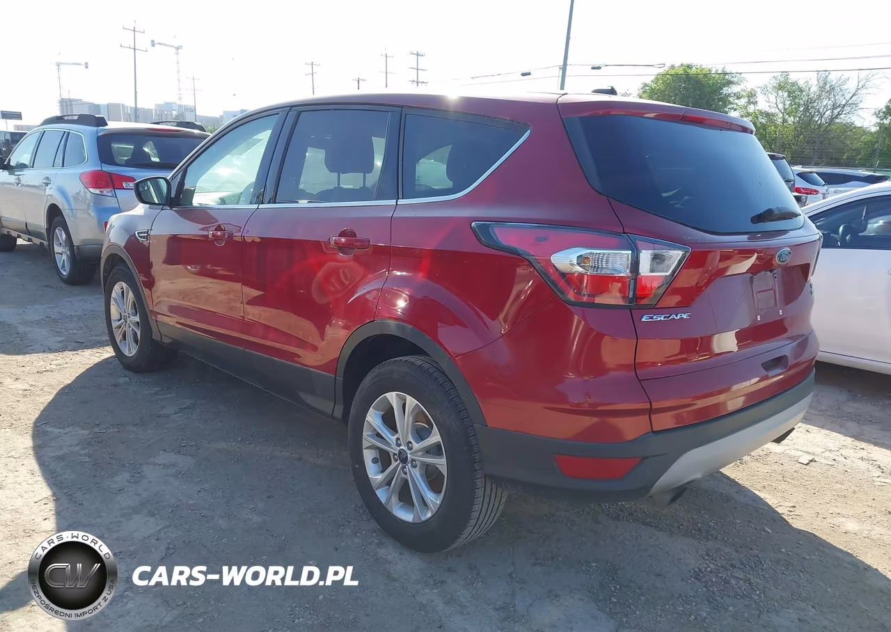 2017 Ford Escape Se VIN:1FMCU0GD8HUB42526 - 3