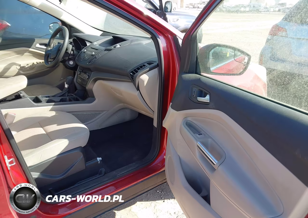 2017 Ford Escape Se VIN:1FMCU0GD8HUB42526 - 5