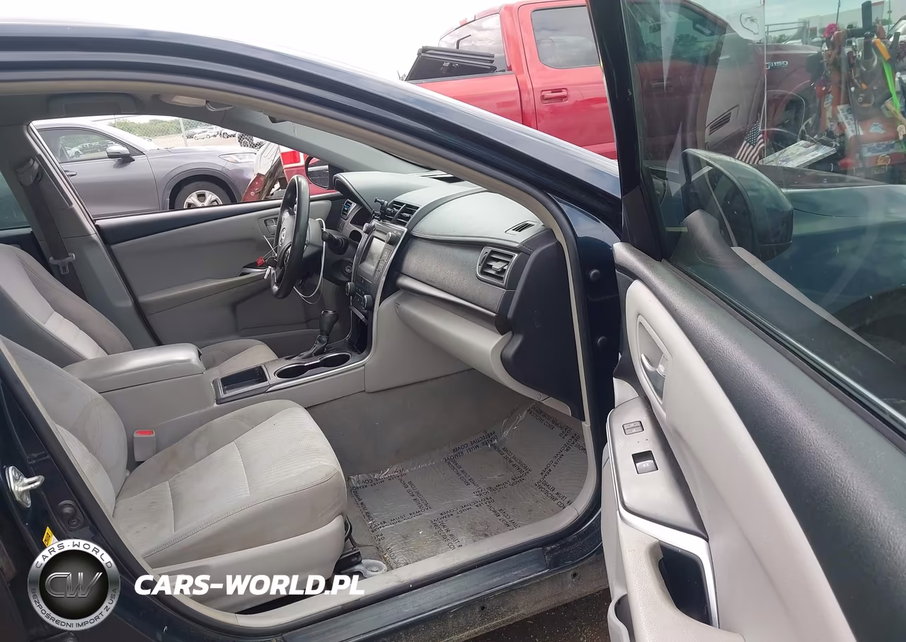 2017 Toyota Camry Le VIN:4T1BF1FK8HU410552 - 5