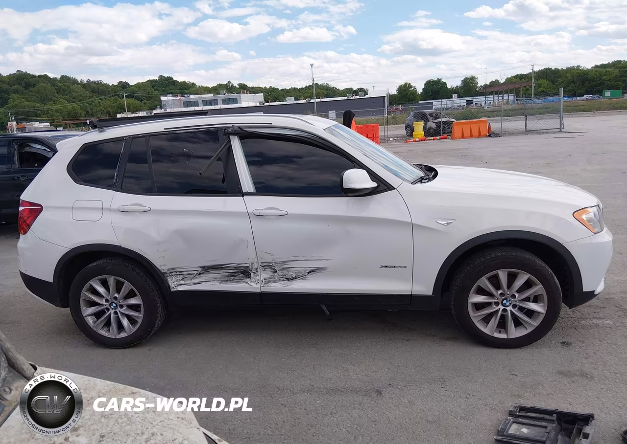 2013 BMW X3 xDrive28I VIN:5UXWX9C58D0A08100 - 13