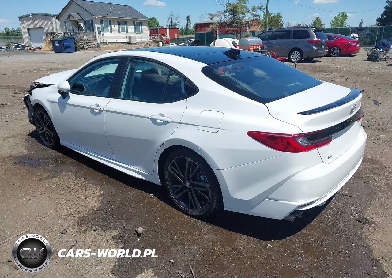 2025 Toyota Camry Xse VIN:4T1DAACK5SU180570 - 3
