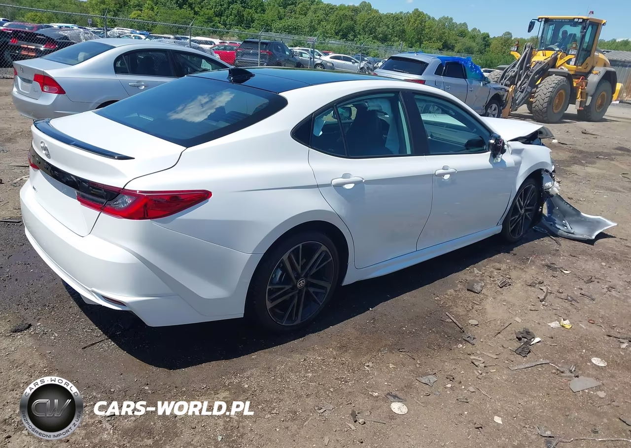 2025 Toyota Camry Xse VIN:4T1DAACK5SU180570 - 4