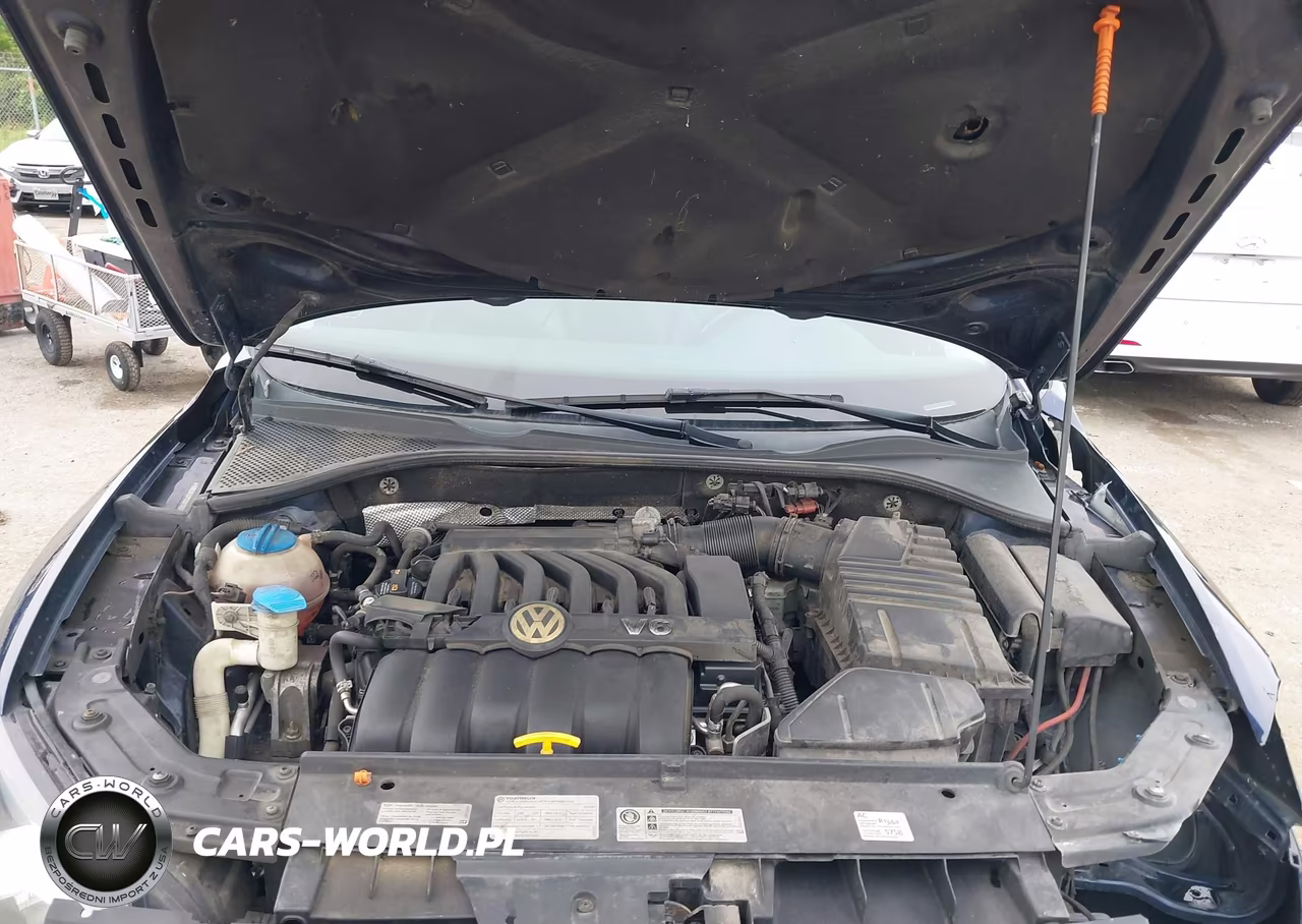 2012 Volkswagen Passat 3.6L V6 Sel Premium VIN:1VWCM7A37CC001942 - 10