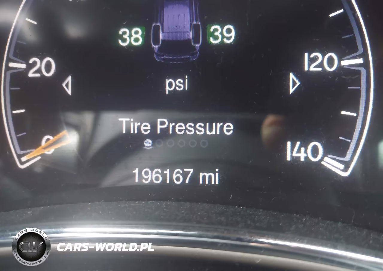 2015 Jeep Grand Cherokee Altitude VIN:1C4RJEAG1FC677594 - 15