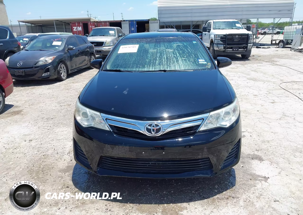 2013 Toyota Camry Le VIN:4T4BF1FK5DR336054 - 12