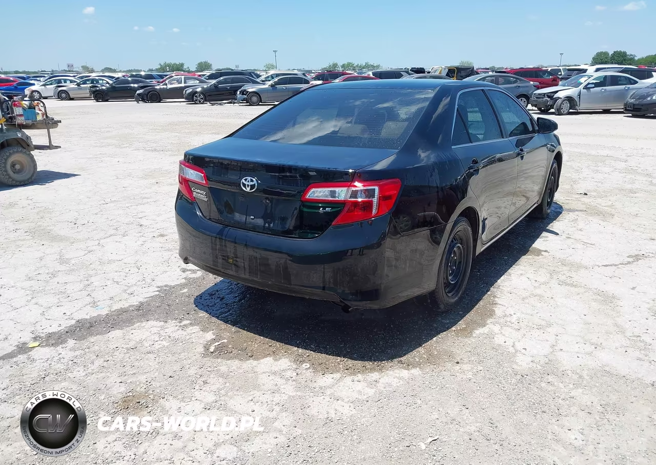 2013 Toyota Camry Le VIN:4T4BF1FK5DR336054 - 4