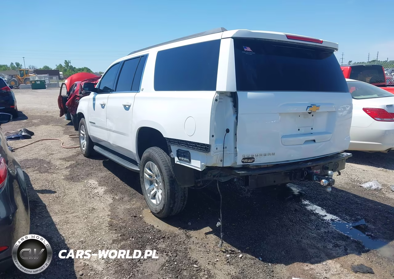 2017 Chevrolet Suburban Lt VIN:1GNSKHKC8HR134777 - 3