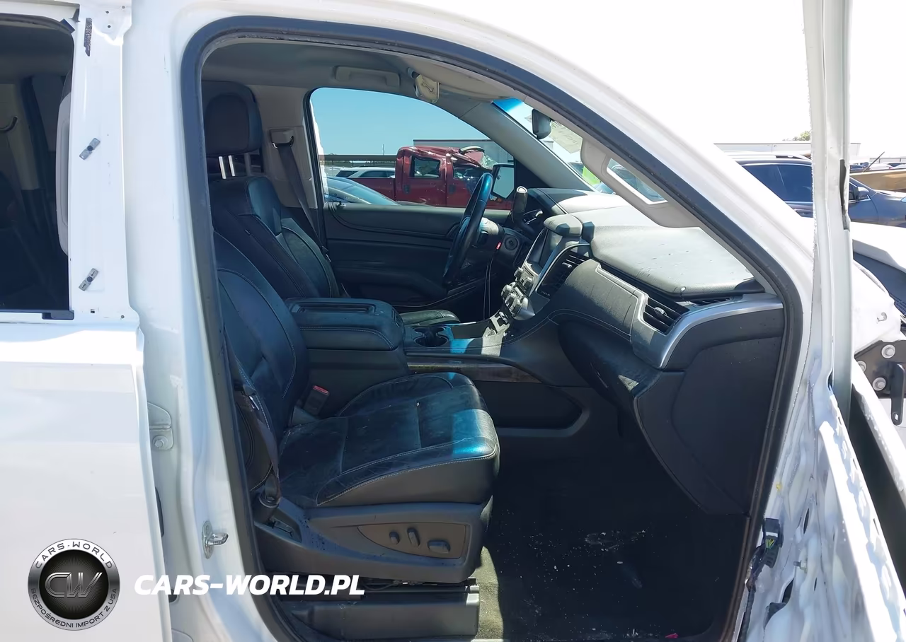 2017 Chevrolet Suburban Lt VIN:1GNSKHKC8HR134777 - 5