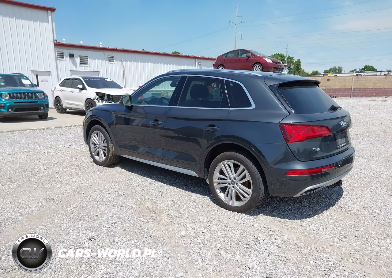 2018 Audi Q5 2.0T Premium-2.0T Tech Premium VIN:WA1BNAFY7J2007816 - 3