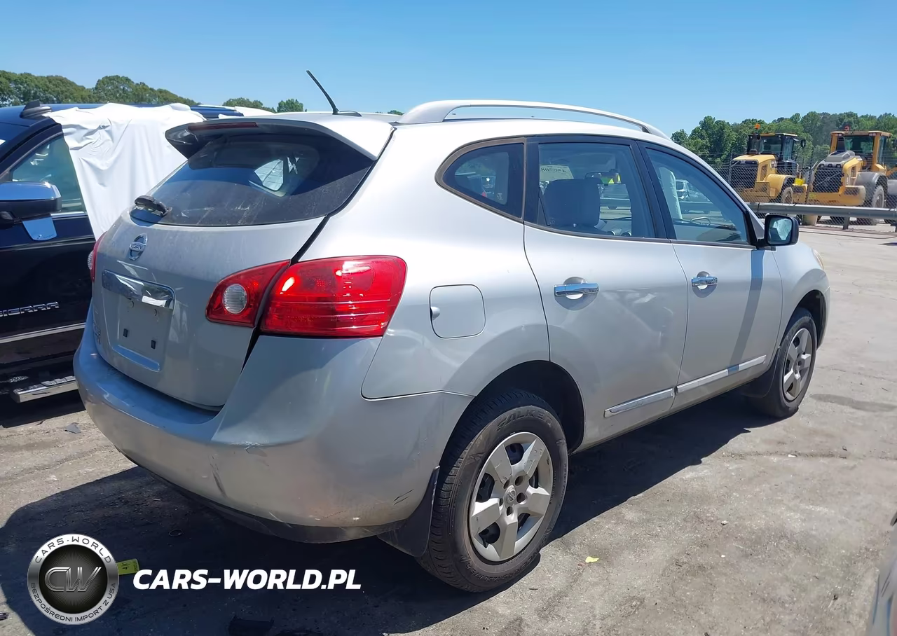 2014 Nissan Rogue Select S VIN:JN8AS5MT0EW602289 - 4
