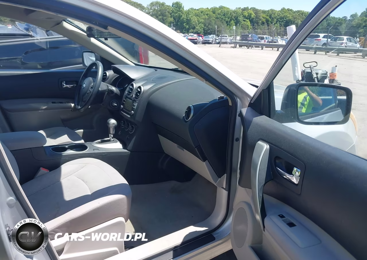 2014 Nissan Rogue Select S VIN:JN8AS5MT0EW602289 - 5