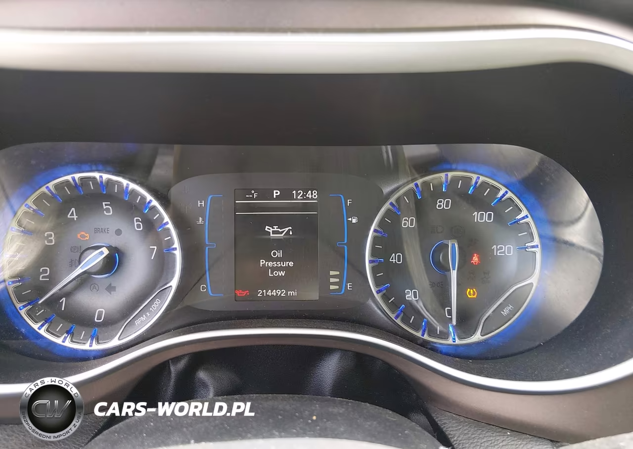 2017 Chrysler Pacifica Touring-L VIN:2C4RC1BG5HR506911 - 7