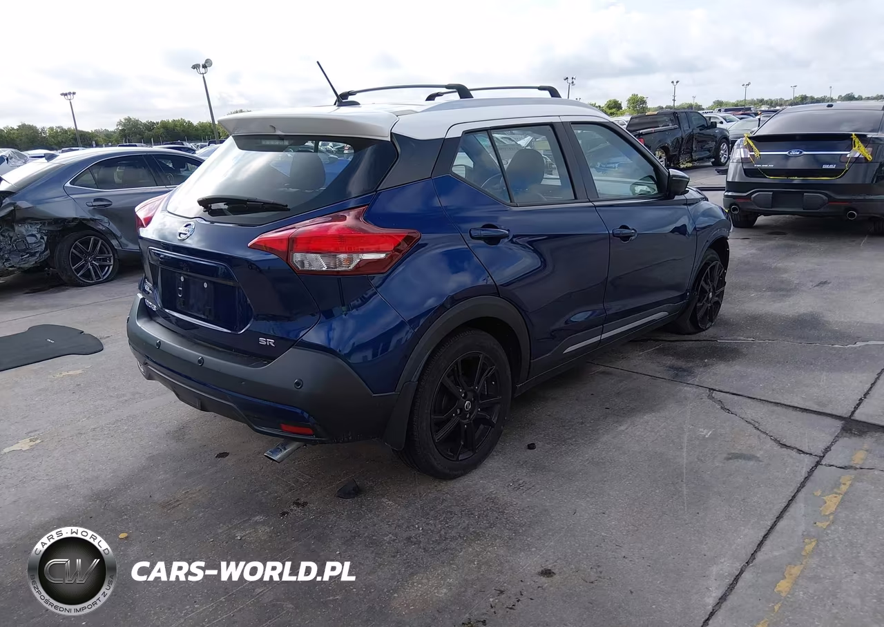 2020 Nissan Kicks Sr Xtronic Cvt VIN:3N1CP5DV9LL569404 - 4
