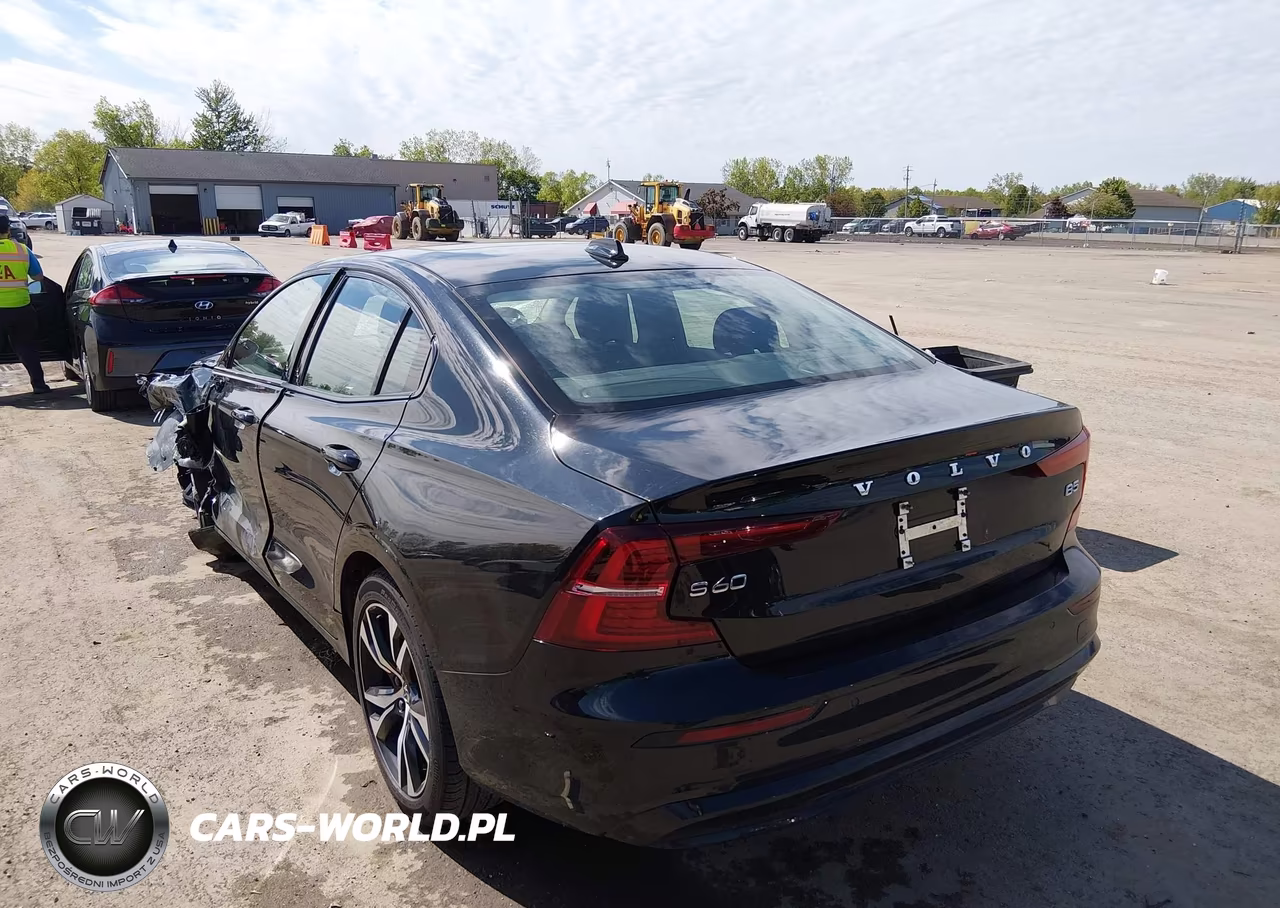 2024 Volvo S60 B5 Core Dark Theme VIN:7JRL12FK5RG326798 - 3