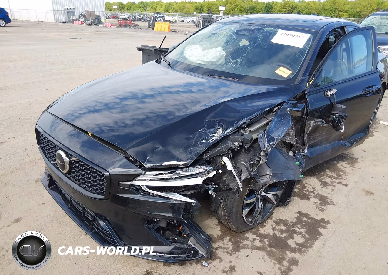 2024 Volvo S60 B5 Core Dark Theme VIN:7JRL12FK5RG326798 - 6