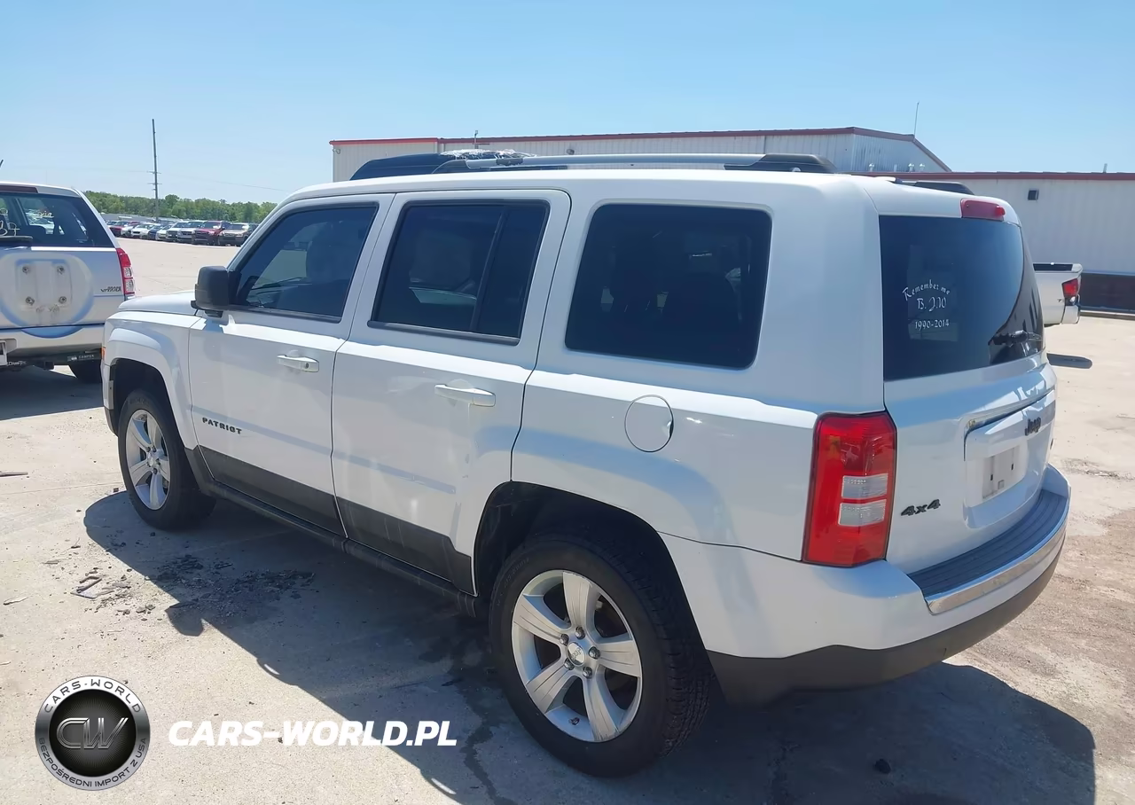 2011 Jeep Patriot Latitude X VIN:1J4NF4GB9BD235389 - 3