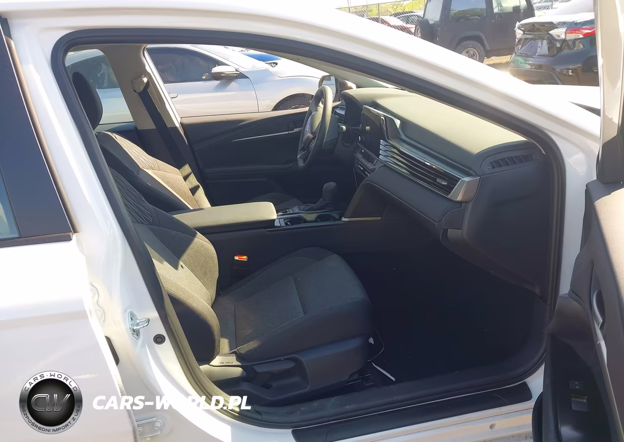 2026 Toyota Camry Le VIN:4T1DBADK5TU048762 - 5