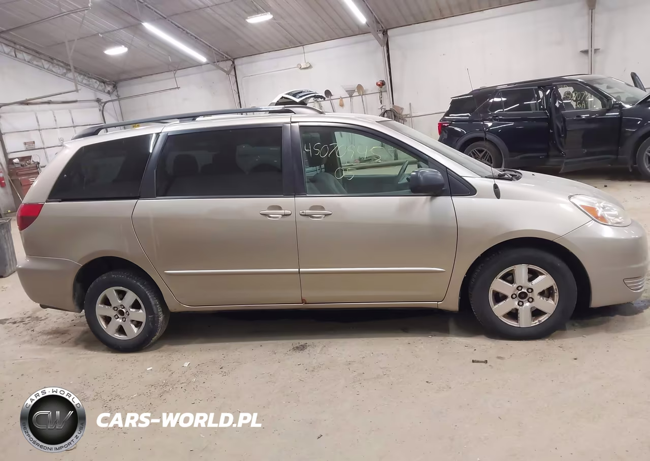 2005 Toyota Sienna Le VIN:5TDZA23C85S243940 - 14