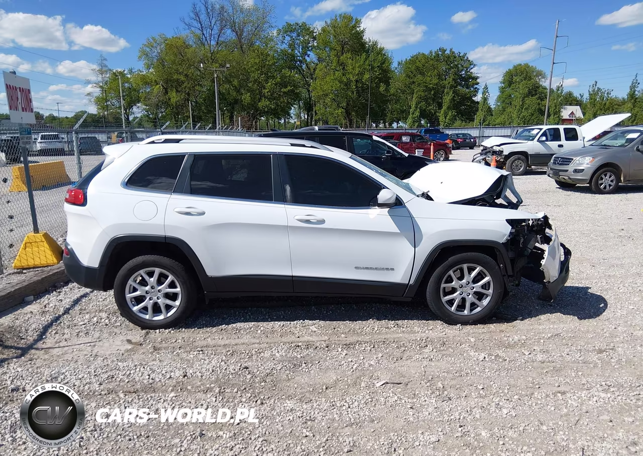 2017 Jeep Cherokee Latitude Fwd VIN:1C4PJLCB5HW549356 - 13