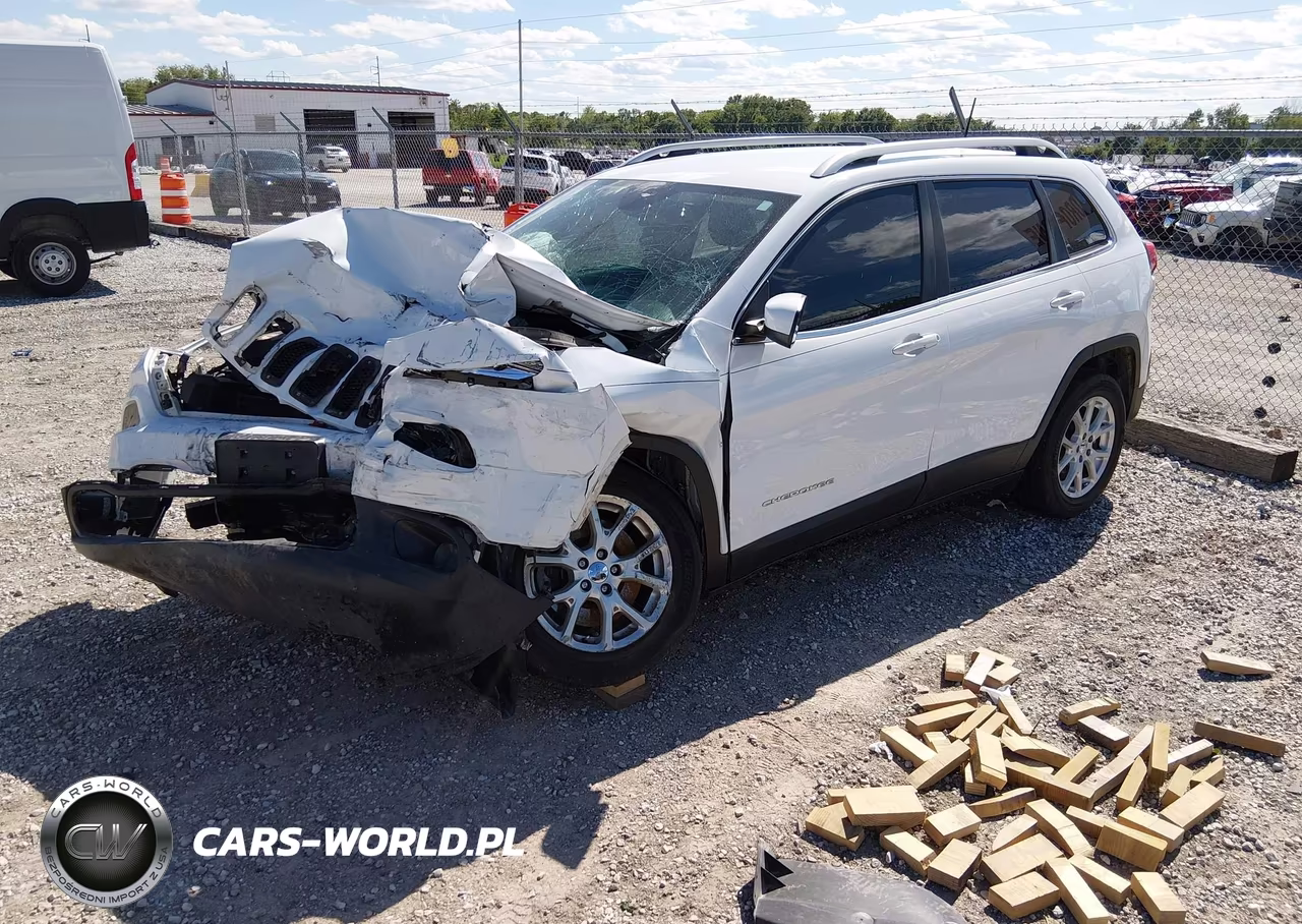2017 Jeep Cherokee Latitude Fwd VIN:1C4PJLCB5HW549356 - 2