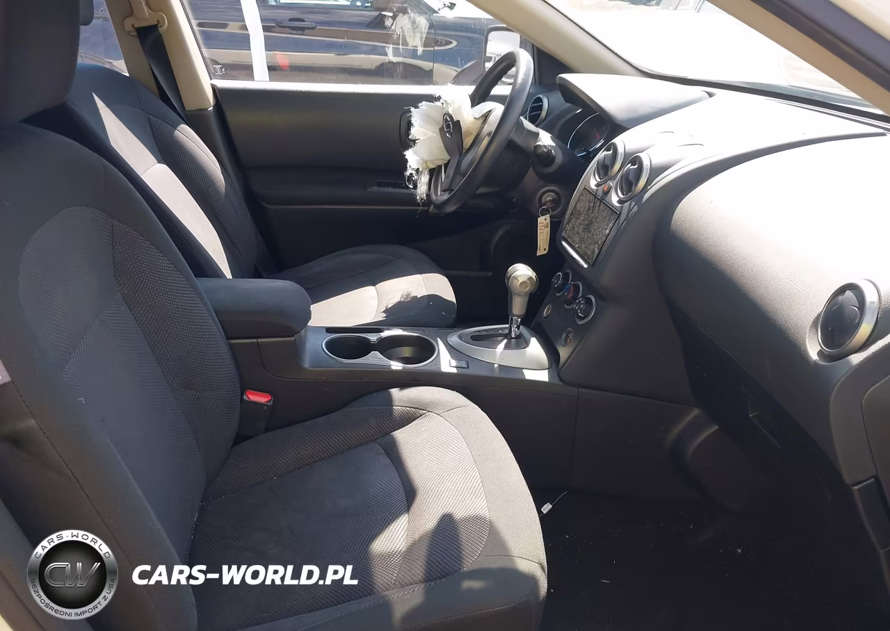 2014 Nissan Rogue Select S VIN:JN8AS5MV4EW704616 - 5
