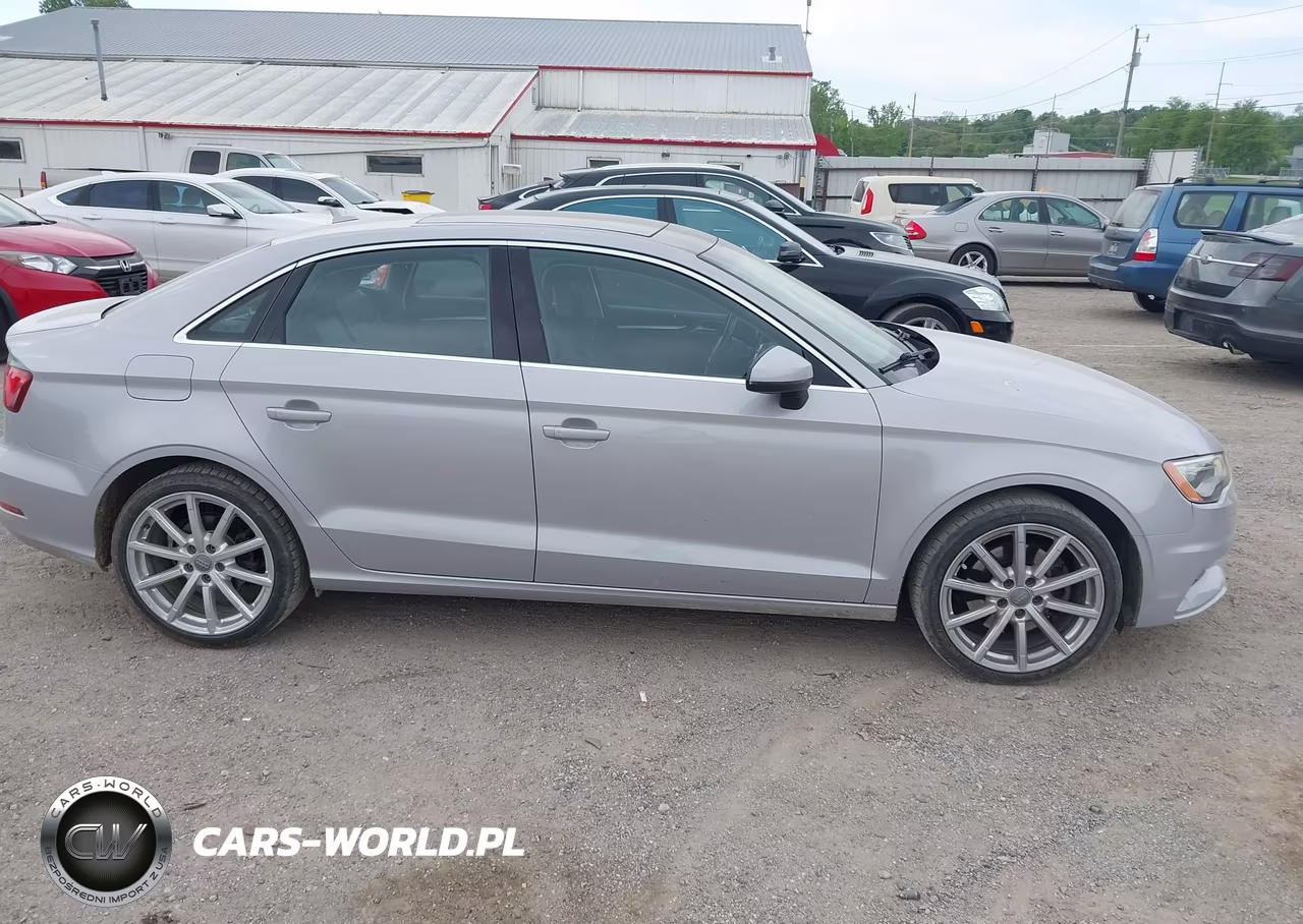 2015 Audi A3 2.0T Premium VIN:WAUEFGFF2F1134999 - 13