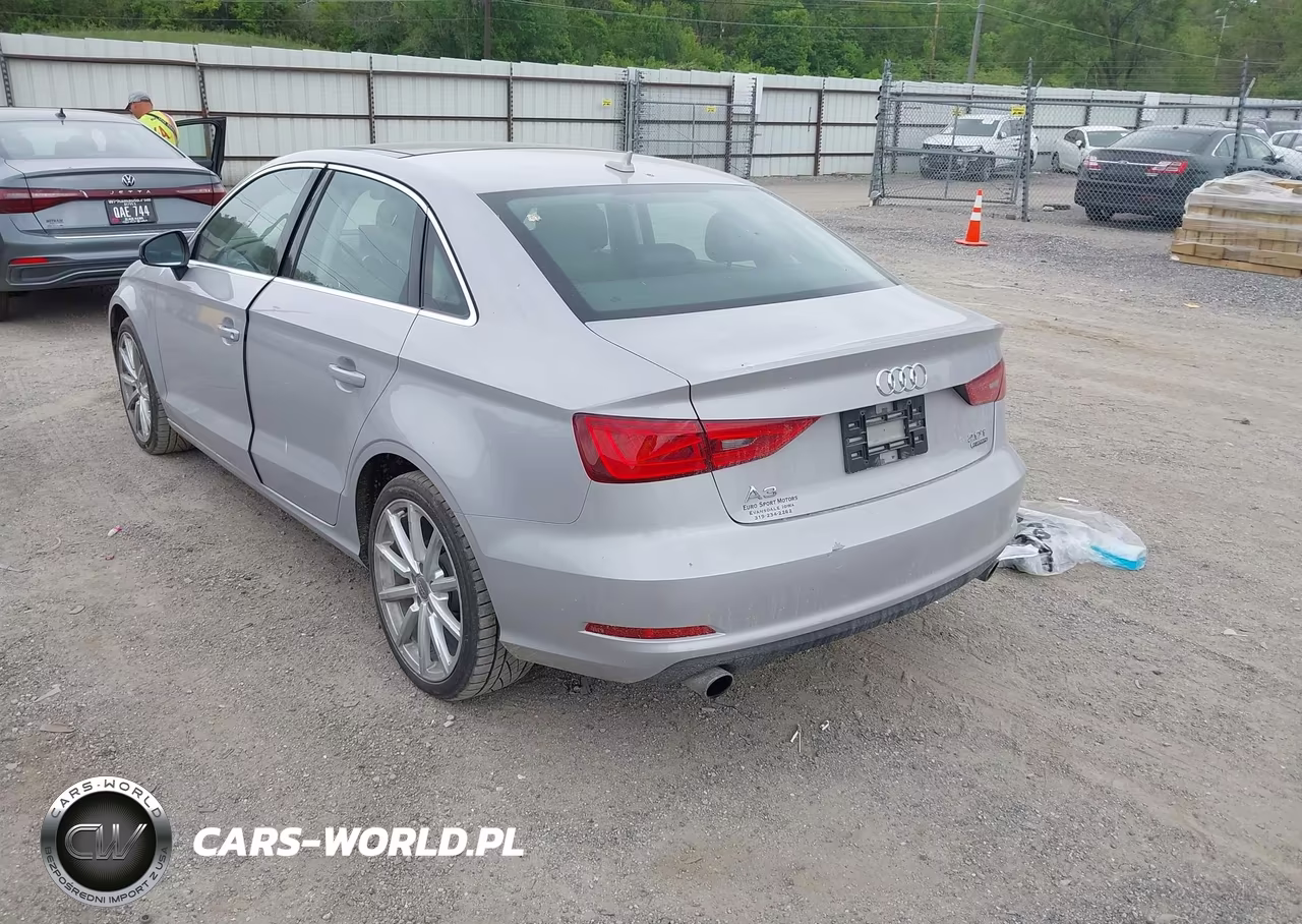 2015 Audi A3 2.0T Premium VIN:WAUEFGFF2F1134999 - 3