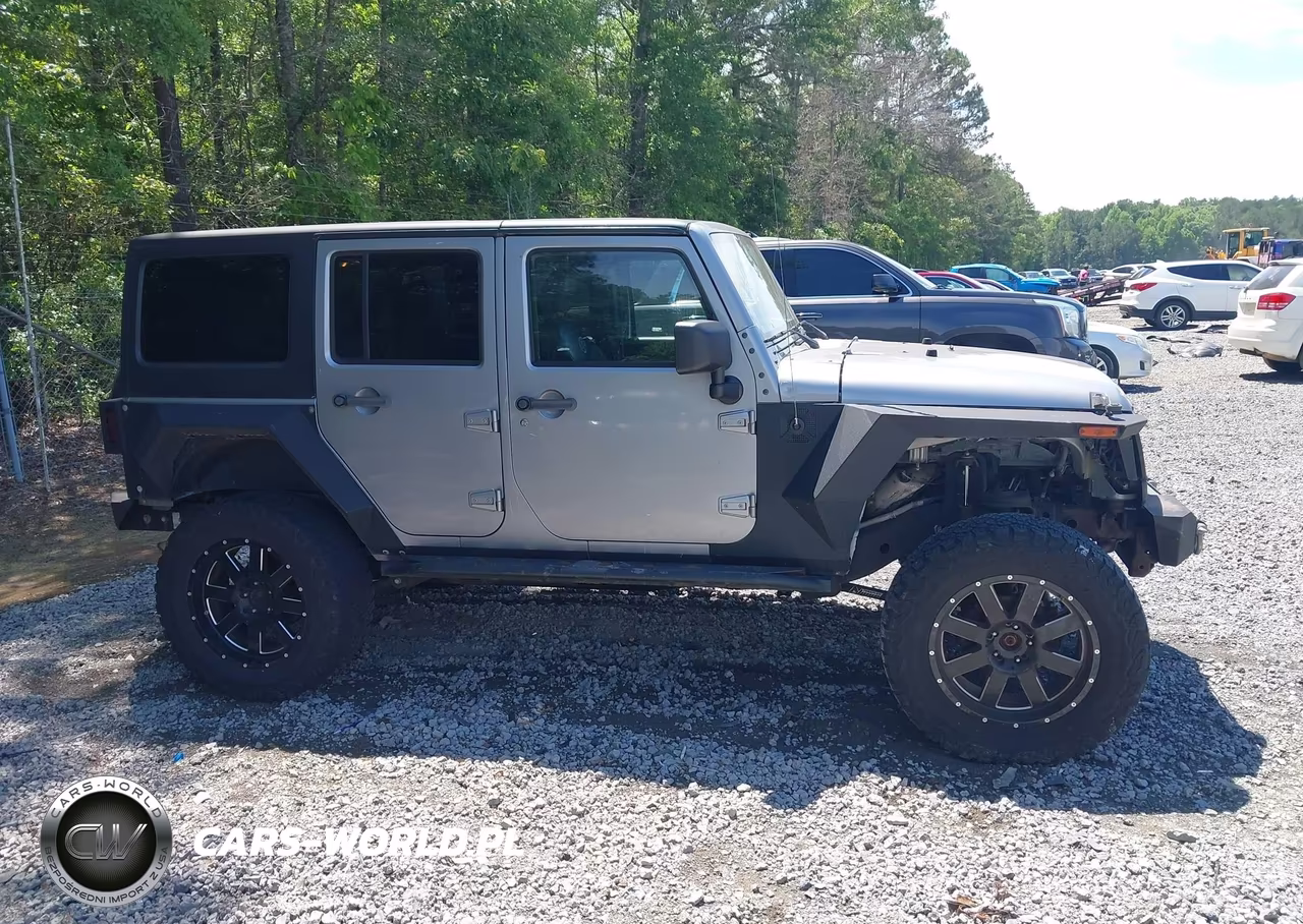 2015 Jeep Wrangler Unlimited Freedom Edition VIN:1C4BJWDG9FL563166 - 13