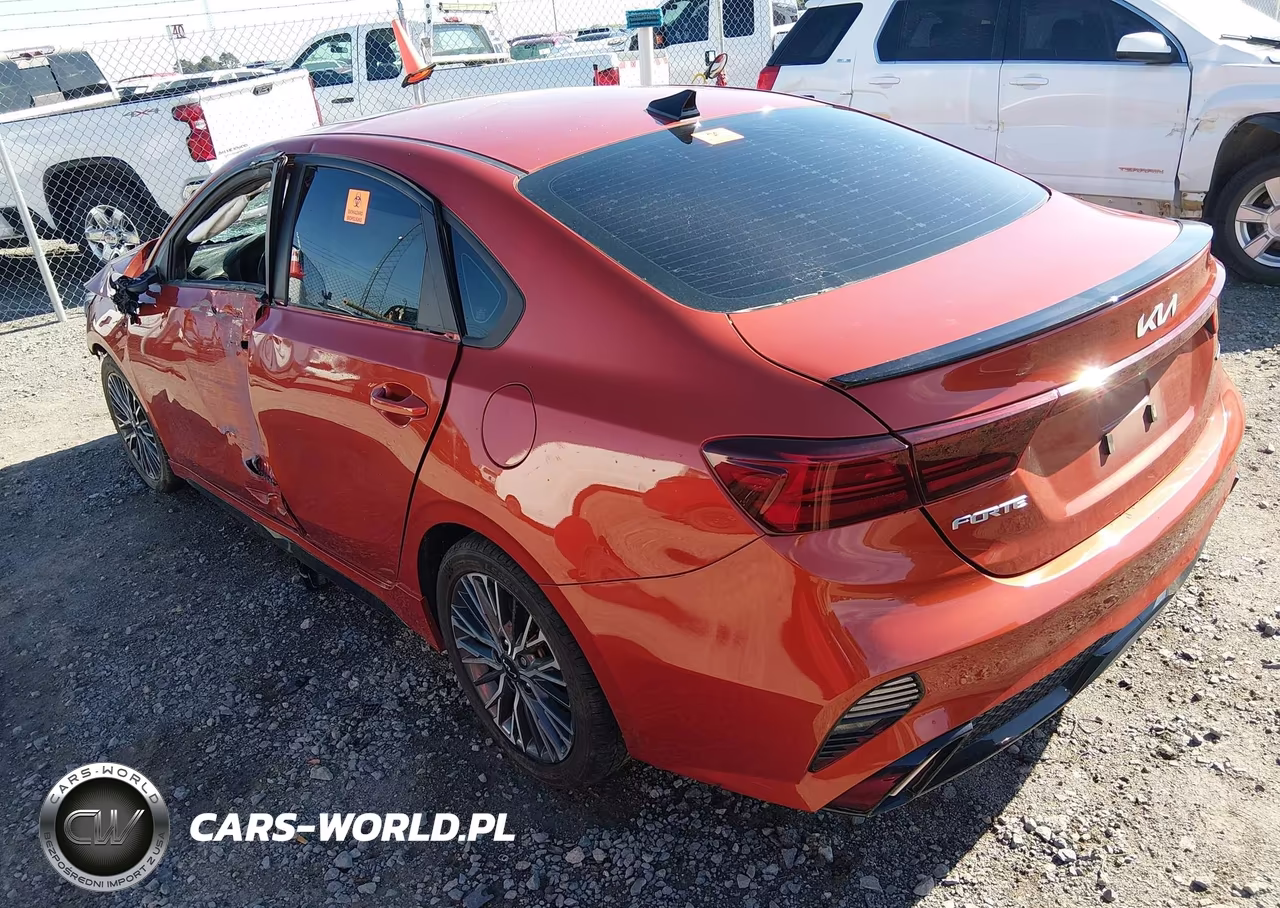 2023 Kia Forte Gt-Line VIN:3KPF54AD9PE560430 - 3