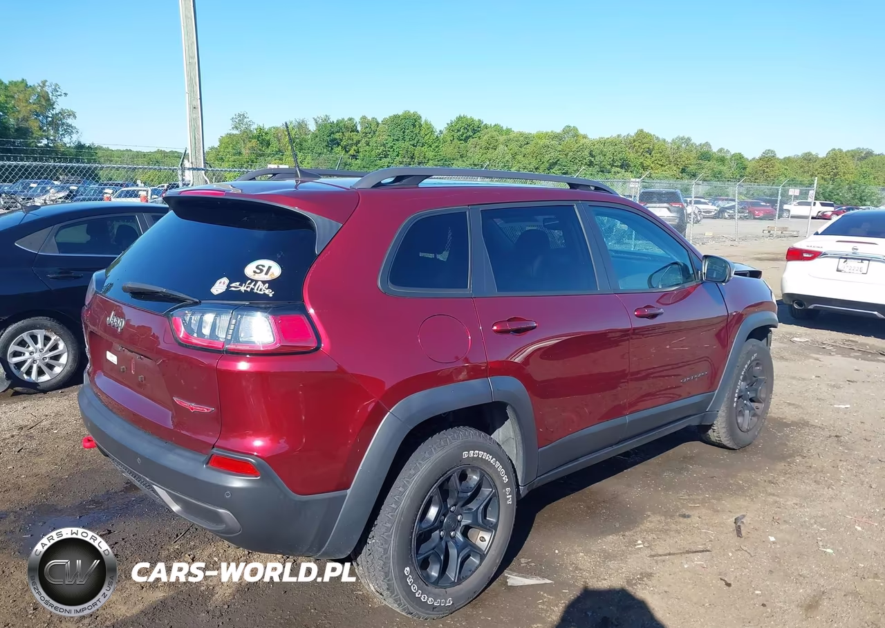 2021 Jeep Cherokee Trailhawk 4X4 VIN:1C4PJMBX6MD190351 - 4
