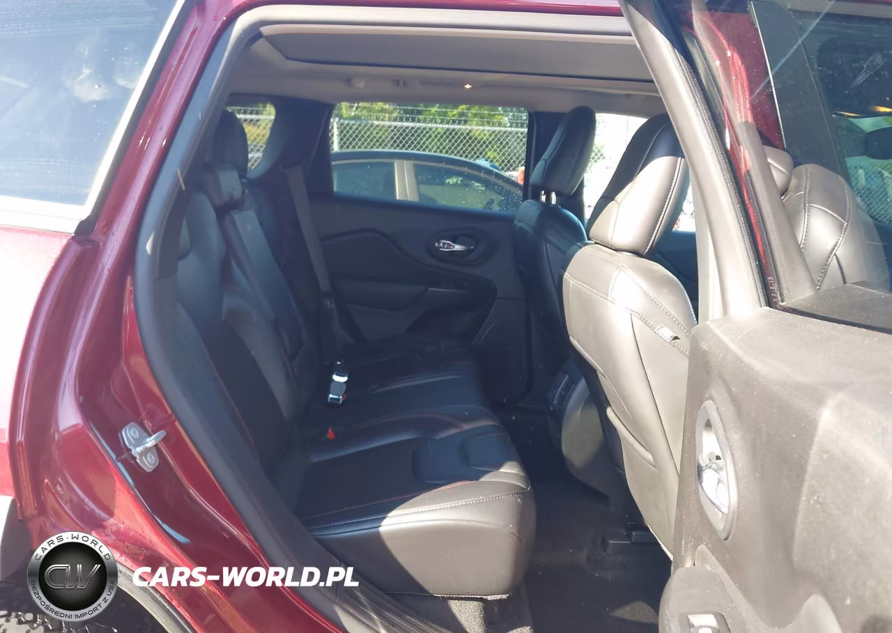 2021 Jeep Cherokee Trailhawk 4X4 VIN:1C4PJMBX6MD190351 - 8