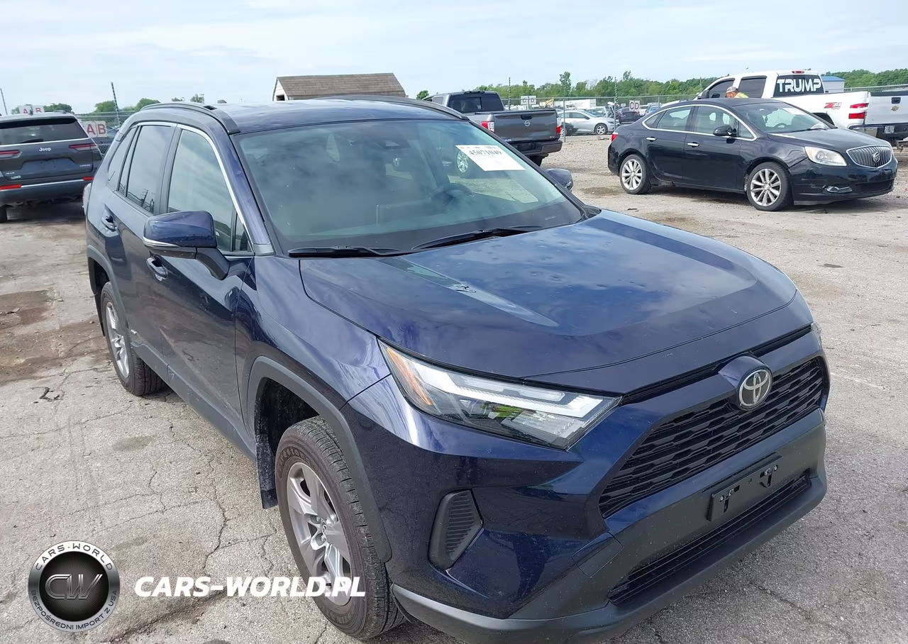 2025 Toyota Rav4 Hybrid Xle – zdjęcie 1 z 16