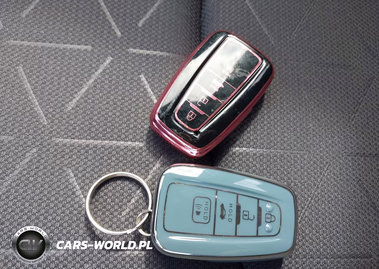 2025 Toyota Rav4 Hybrid Xle VIN:JTMRWRFV1SJ087949 - 11