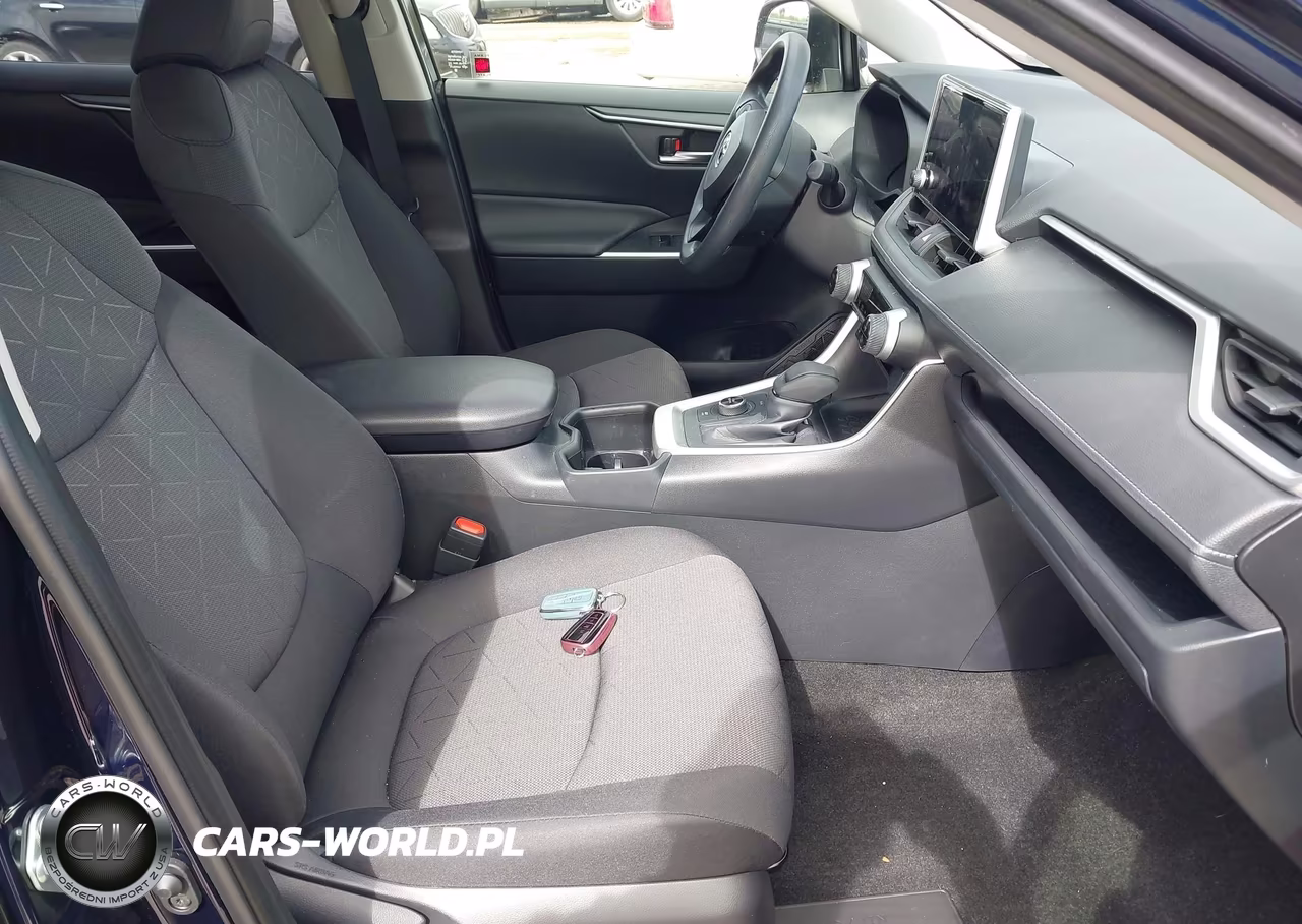 2025 Toyota Rav4 Hybrid Xle VIN:JTMRWRFV1SJ087949 - 5