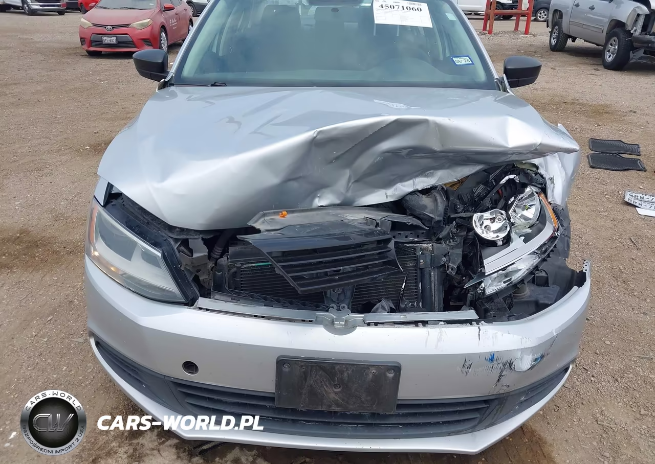 2013 Volkswagen Jetta 2.0L S VIN:3VW2K7AJ9DM352240 - 6