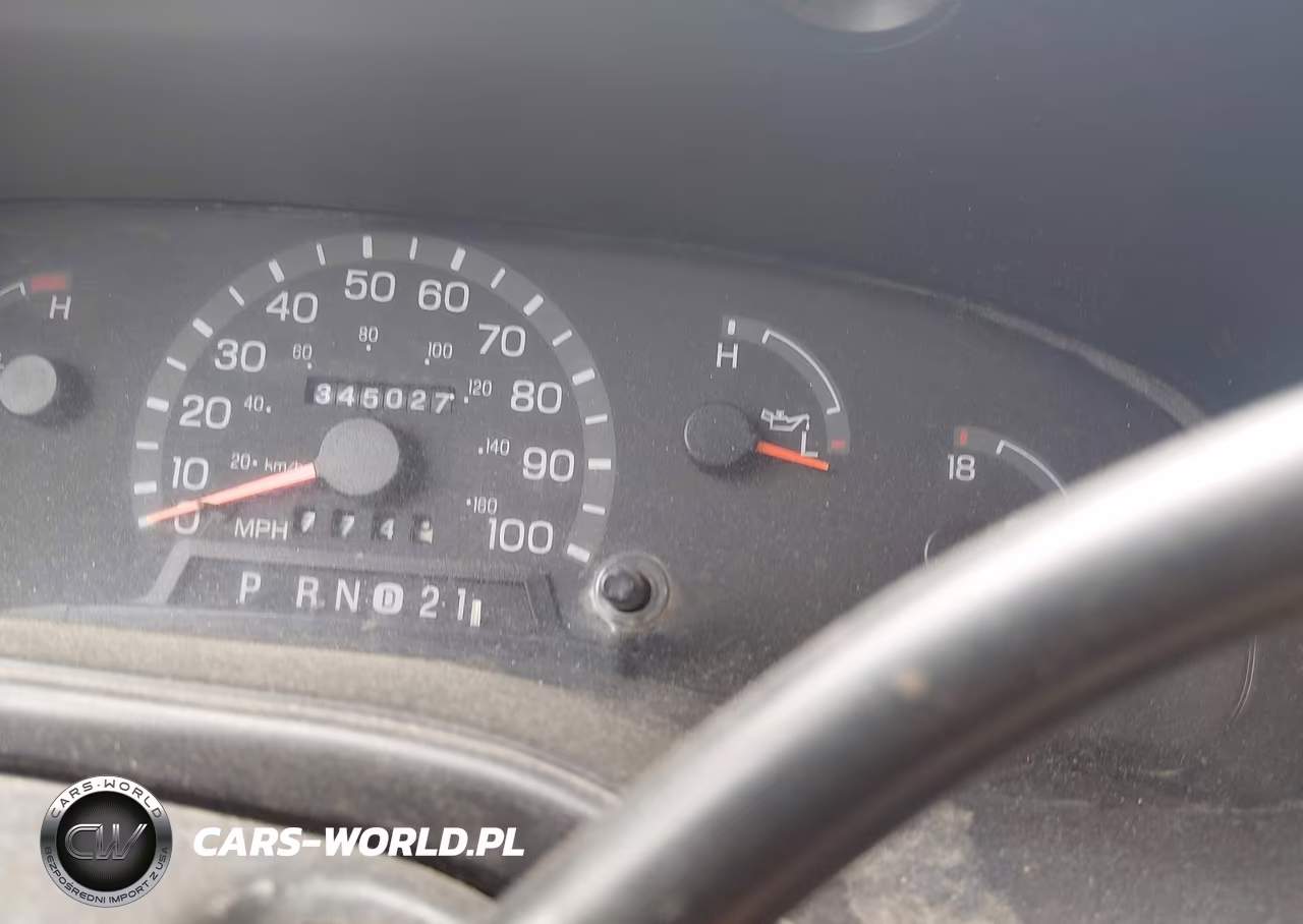 2000 Ford E-250 Commercial VIN:1FTNE2425YHB16337 - 7