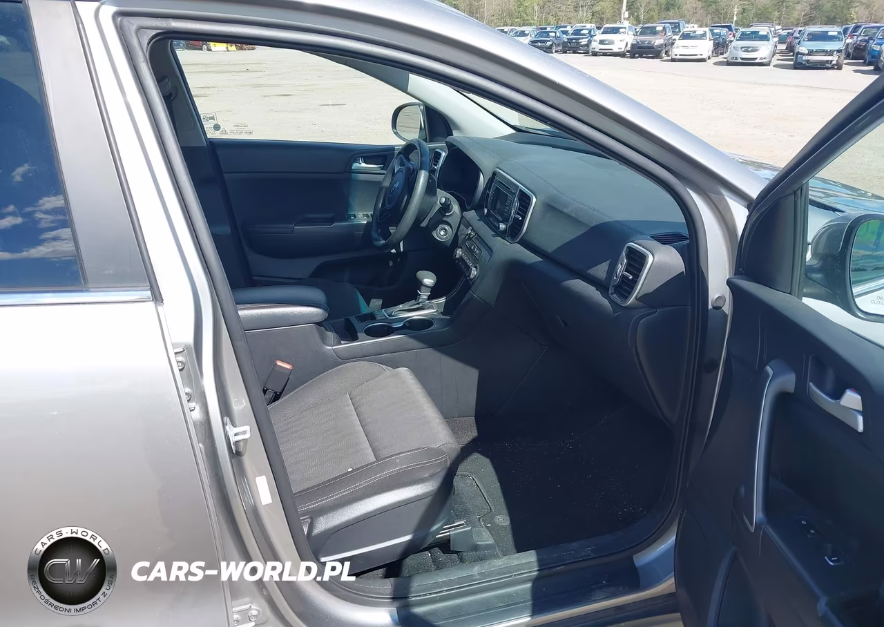 2019 Kia Sportage Lx VIN:KNDPMCACXK7609300 - 5