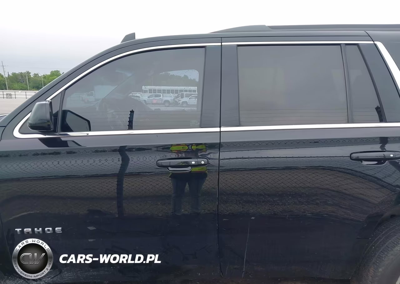 2019 Chevrolet Tahoe Lt VIN:1GNSCBKC9KR297374 - 14
